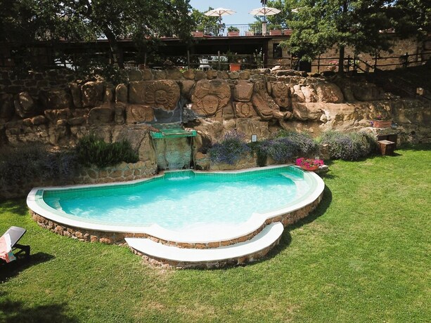 Imagen general del Residence with swimming pool in Sorano. Foto 12