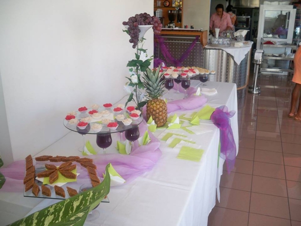 Imagen del bar/restaurante del Residencial Cosmo. Foto 5