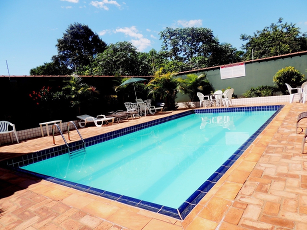 Imagen de la piscina del Residencial E Pousada Evelina. Foto 12