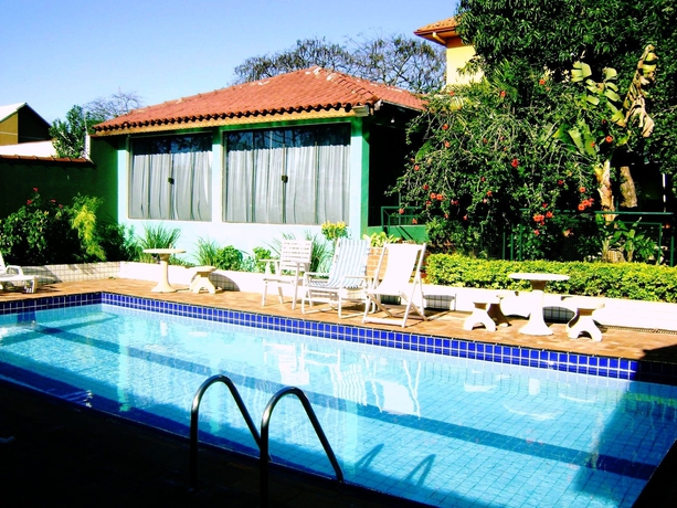 Imagen de la piscina del Residencial E Pousada Evelina. Foto 15