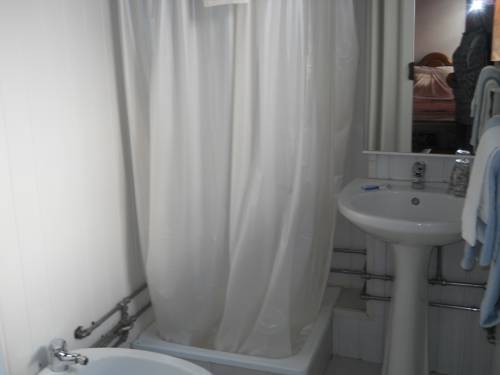 Imagen de la habitación del Residencial Gouveia. Foto 10