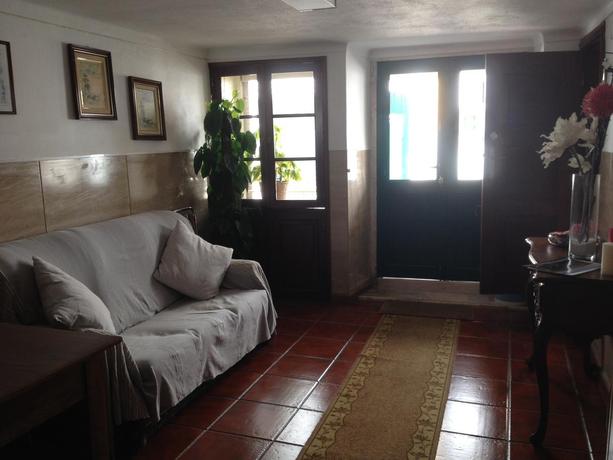 Imagen general del Residencial Miguel José. Foto 7