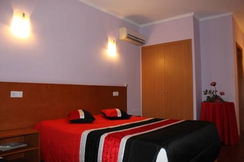 Imagen general del Residencial Monte Carlo. Foto 2