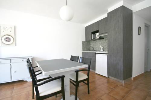 Imagen de la habitación del Residencial Super Stop Palafrugell. Foto 5