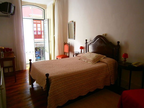 Imagen general del Residencial União, Tomar. Foto 1