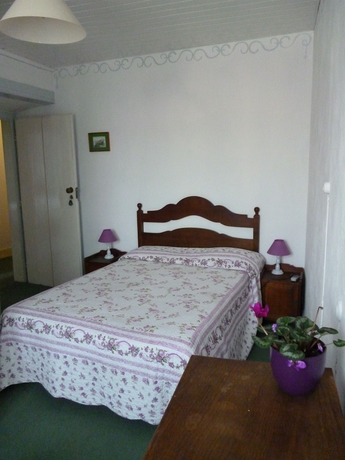 Imagen de la habitación del Residencial Uni&atilde;o, Tomar. Foto 8