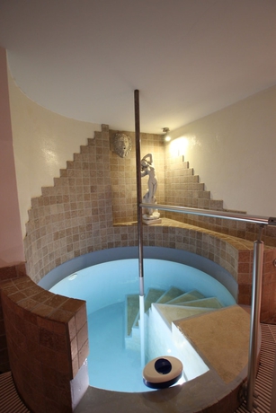 Imagen de la piscina del Residenz Schloss Engers. Foto 17