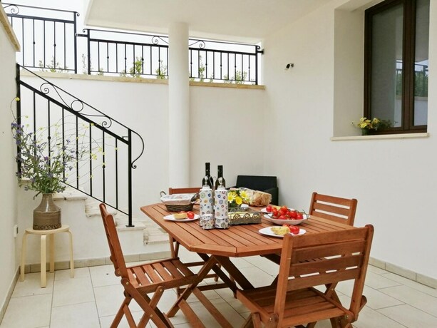 Imagen general del Residenza Arcangela - 4 Alloggi con 2 Piscine Private nel Salento - Fino a 20 Posti Letto. Foto 17