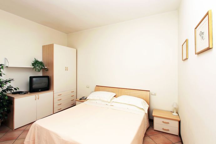 Imagen de la habitación del Residenza Cavour, Parma. Foto 3