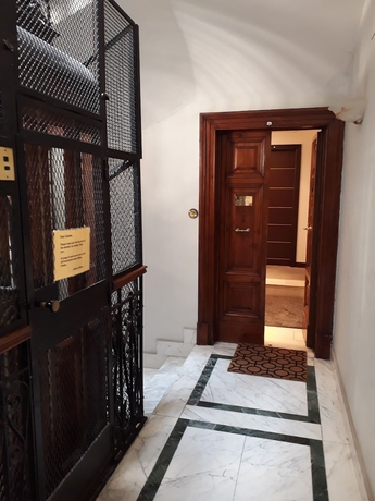 Imagen de los interiores del Residenza Cola di Rienzo - Suite in Rome. Foto 16