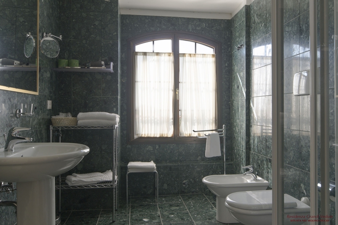 Imagen de la habitación del Residenza Grandi Vedute. Foto 8