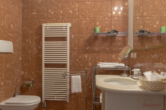 Imagen de la habitación del Residenza Grandi Vedute. Foto 10