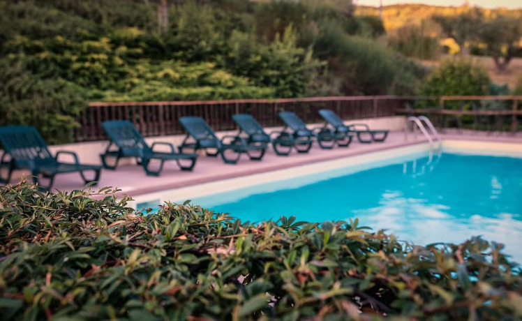 Imagen de la piscina del Residenza Il Falchetto. Foto 16