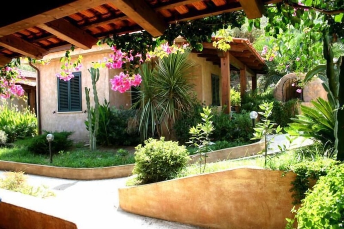 Imagen de los exteriores del Residenza La Vigna. Foto 13