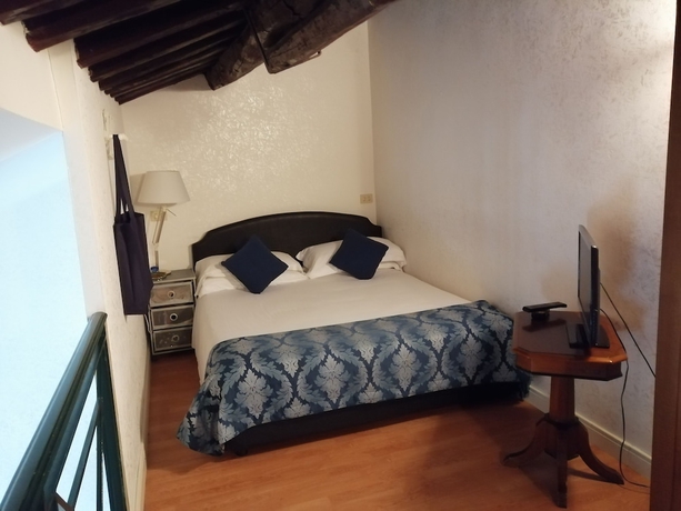 Imagen de la habitación del Residenza Monti. Foto 8