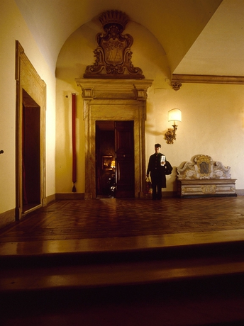 Imagen de los interiores del Residenza Napoleone Iii. Foto 10