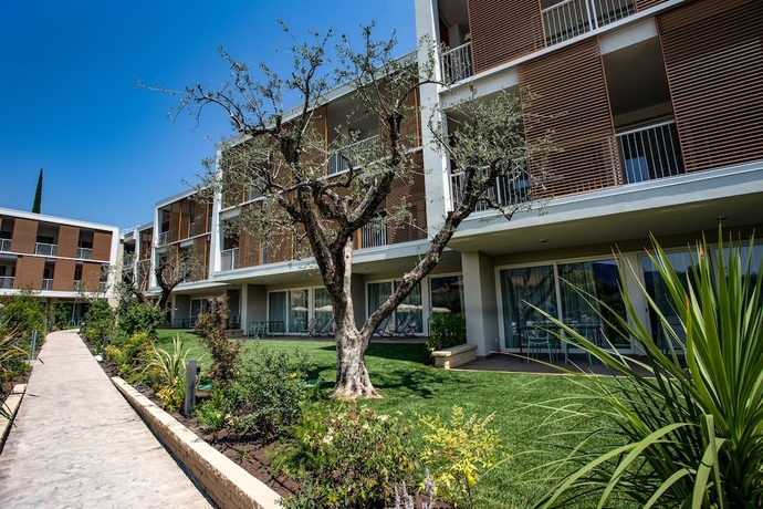 Imagen de los exteriores del Residenza Olivo. Foto 16