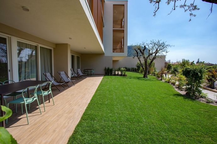 Imagen de los exteriores del Residenza Olivo. Foto 17