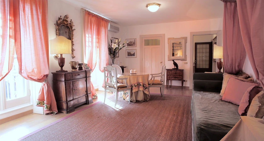 Imagen de los interiores del Residenza Ruspoli Bonaparte. Foto 5