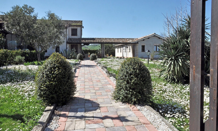Imagen de los exteriores del Residenza Scorcio Sul Mare. Foto 10