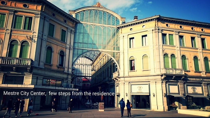 Imagen de los exteriores del Residenze Venezia. Foto 11