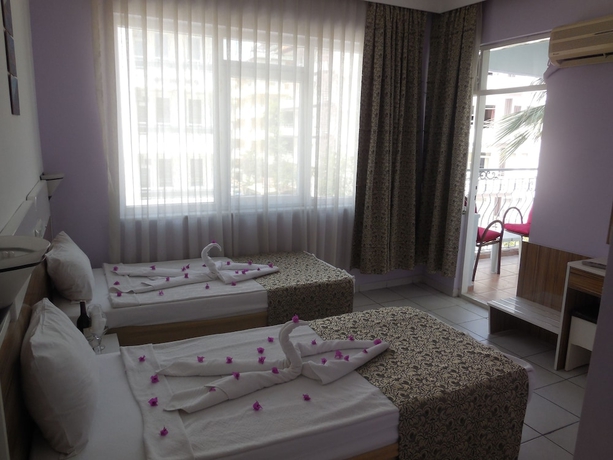 Imagen de la habitación del Resitalya Hotel. Foto 6