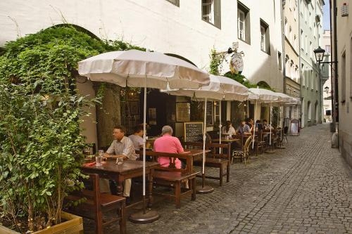 Imagen general del Restaurant Dicker Mann Hotel Zum Blauen Krebs. Foto 1