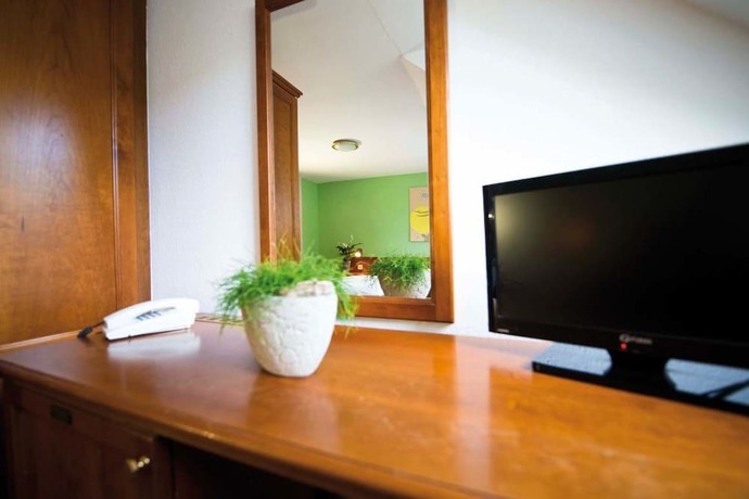 Imagen de los interiores del Restaurant and Pension Wirtamberg. Foto 9