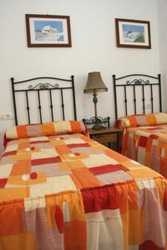 Imagen de la habitación del Retama Golf N&ordm; 55 by Fontanilla Del Mar Holidays Rentals. Foto 5