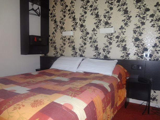 Imagen de la habitación del Rev'hotel Coigni&egrave;res. Foto 8