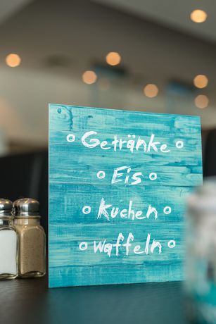 Imagen del bar/restaurante del Rheinterrassen Hotel Café Restaurant. Foto 2