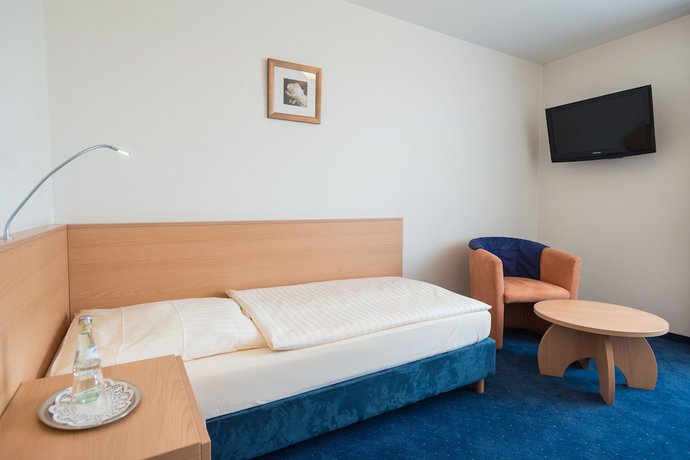 Imagen de la habitación del Rheinterrassen Hotel Café Restaurant. Foto 14