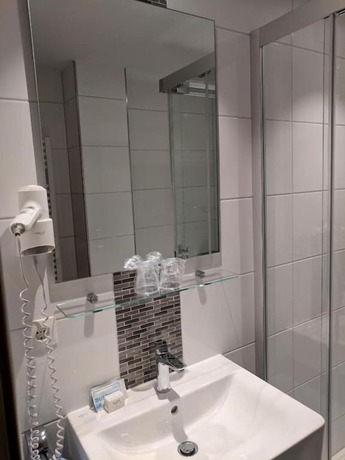 Imagen de la habitación del Rheinterrassen Hotel Café Restaurant. Foto 18