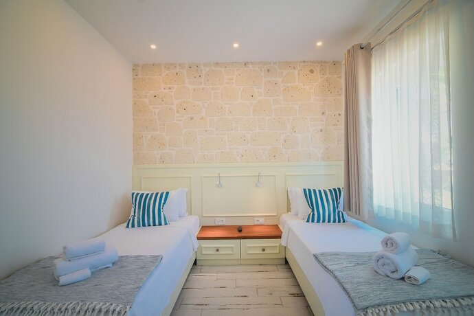Imagen de la habitación del Rhodium Hotel. Foto 13