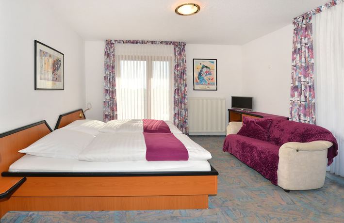 Imagen de la habitación del Rh&ouml;n Hotel Sonnenhof - Restaurant and Caf&eacute;. Foto 2