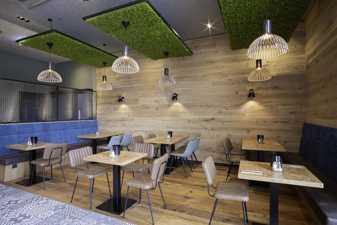 Imagen del bar/restaurante del RiKu HOTEL Reutlingen. Foto 4