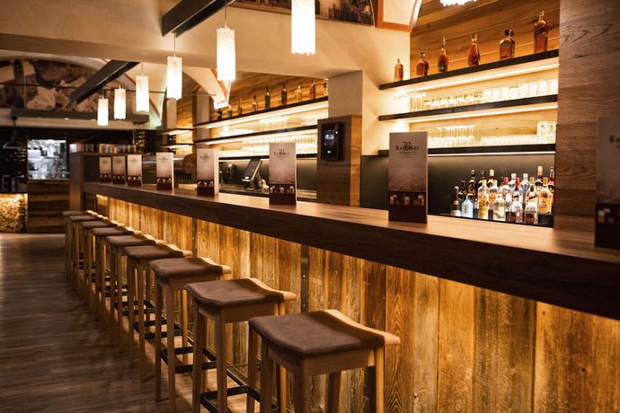 Imagen del bar/restaurante del RiKu HOTEL Weissenhorn. Foto 4
