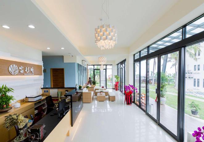 Imagen de los interiores del Rich-Sunshine Inn. Foto 7