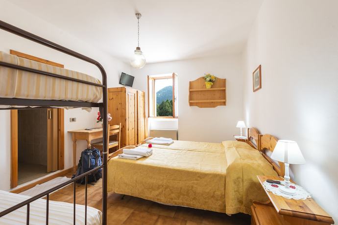 Imagen de la habitación del Rifugio Monte Baldo. Foto 18