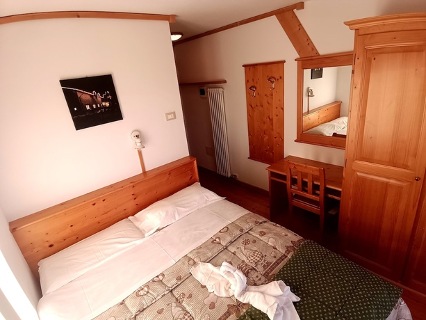 Imagen de la habitación del Rifugio Predaia ai Todesci. Foto 8