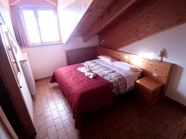 Imagen de la habitación del Rifugio Predaia ai Todesci. Foto 9