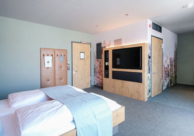 Imagen de la habitación del Riku Hotel G&ouml;ppingen. Foto 11