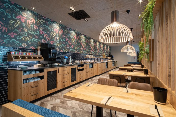 Imagen del bar/restaurante del Riku Hotel G&ouml;ppingen. Foto 4