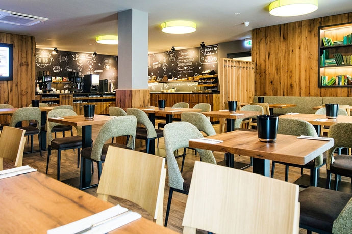 Imagen del bar/restaurante del Riku Hotel Ulm. Foto 4