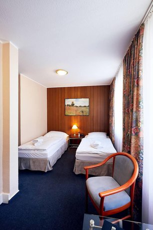 Imagen de la habitación del Ring Hotel. Foto 7