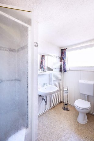 Imagen de la habitación del Ring Hotel. Foto 12