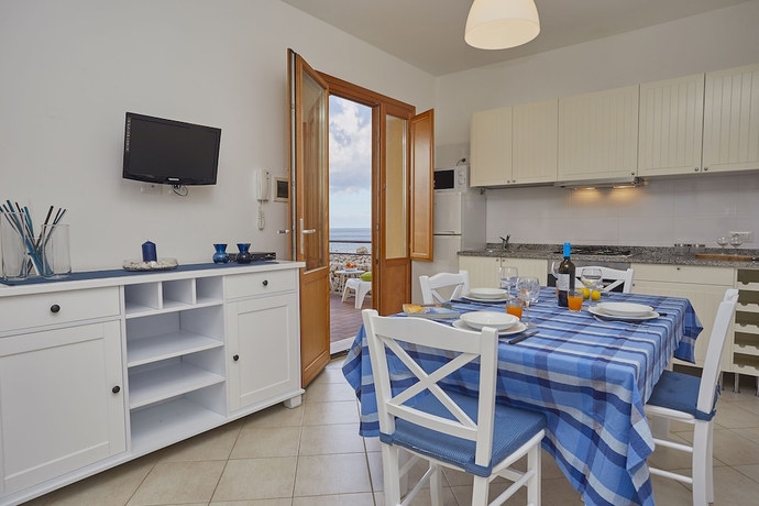 Imagen de la habitación del Riva Sea Apartments. Foto 14