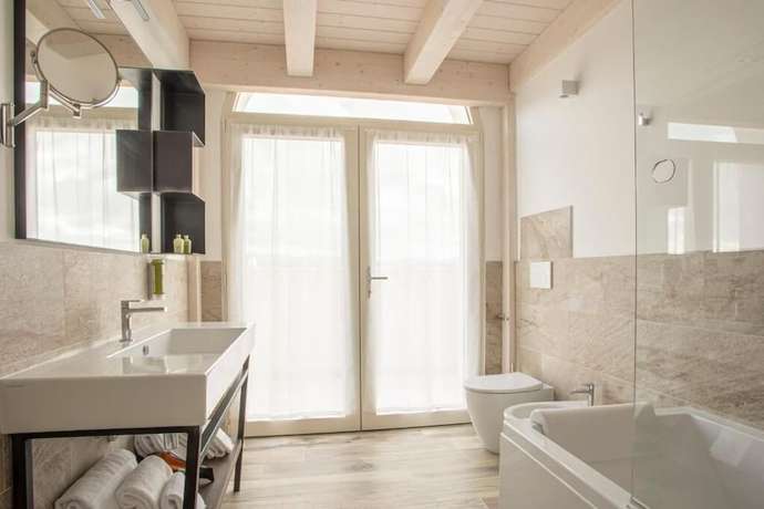Imagen de la habitación del Riva Toscana Golf Resort and SPA. Foto 14
