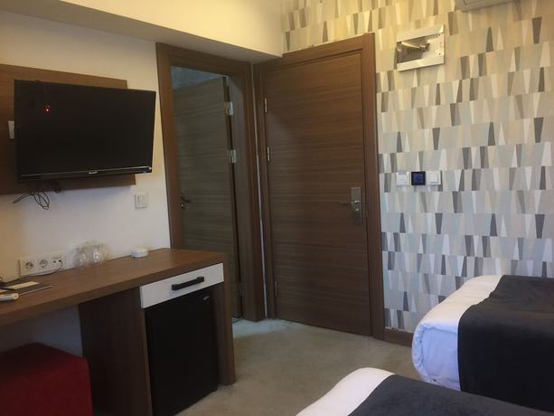 Imagen de la habitación del Rivada Hotel. Foto 2