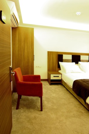 Imagen de la habitación del Rivada Hotel. Foto 3